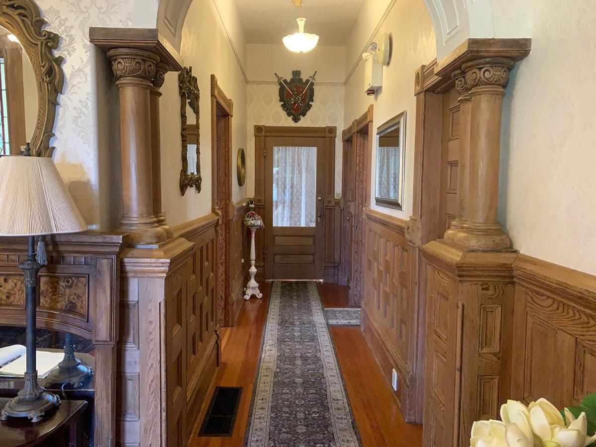 ויקטוריה Haterleigh Heritage Inn מראה חיצוני תמונה